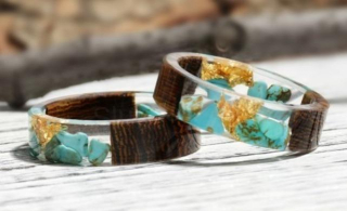 Dřevěný prsten s pryskyřicí (PP174)