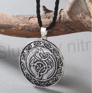 Náhrdelník s přívěškem Drak a Triquetra (BD747)