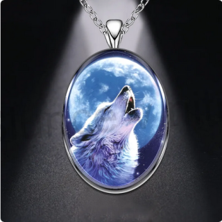 Nerezový náhrdelník s přívěškem vlk (BD775)