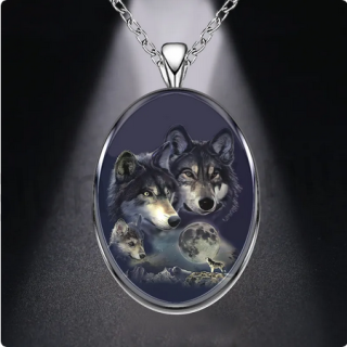 Nerezový náhrdelník s přívěškem vlk, vlků (BD781)