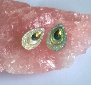 Puzetové paví peří kapka náušnice měnicí (BB754)