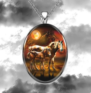 Nerezový náhrdelník s přívěskem koně, hříbě, kůň (BD799)