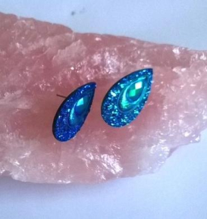 Puzetové paví peří kapka náušnice měnicí (BB756)