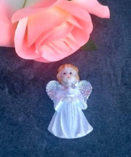 Dekorace, ozdoba Anděl, andílek se svíčkou magnetka (H498)