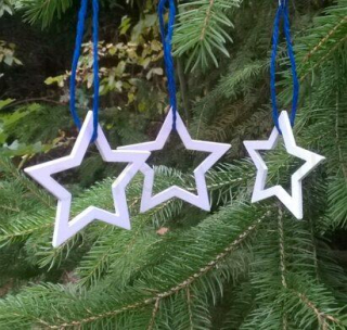 Dřevěné výřezy - závěsná ozdoba hvězdička bílá 3 kusy v balení (V180)