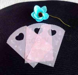 Dárkový sáček, taštička se srdcem 15 x 9 cm (AE34)