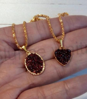 Náhrdelník Granát z nerez oceli srdce, ovál (X1744)