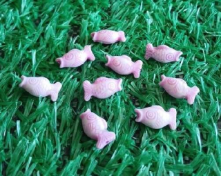 Světle fialový korálek ryba 17 x 8,5 mm (AC78)