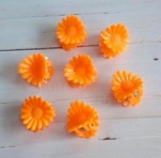 Mini skřipec do vlasů barevná kytička 18 x 18,2 mm oranžová (H540)