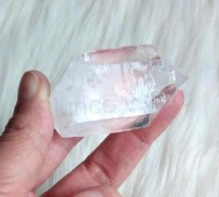 Křišťál špice 86 g (Brazilie) (X1794)