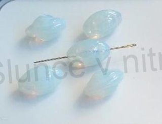 Skleněný korálek tvarovaný 18,2 x 11,4 mm (AC408)