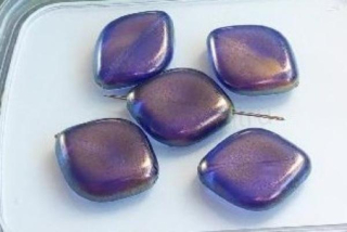 Skleněný korálek tvarovaný 26 x 21 mm více balení (AC448)