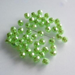 Skleněný voskovaný broušený korálek 8 mm – zelený (AC612)