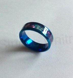 Prsten z chirurgické oceli a přírodní mušle Paua (BP426)