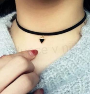 Náhrdelník choker s ozdobou (BD836)