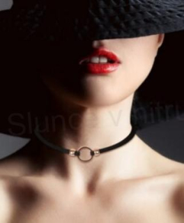 Náhrdelník choker černý s kruhem (BD843)