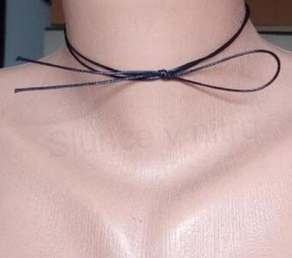 Náhrdelník choker provázkový s mašlí (BD850)