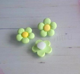 Pryskyřičné odznačky na boty květina (H583)