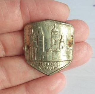 Turistický štítek na hůl - Hradec Králové (MB913)