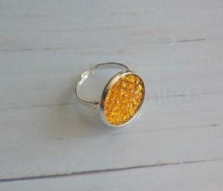 Nastavitelný prsten kamínkový žlutý tmavý - 18 mm (BP451)