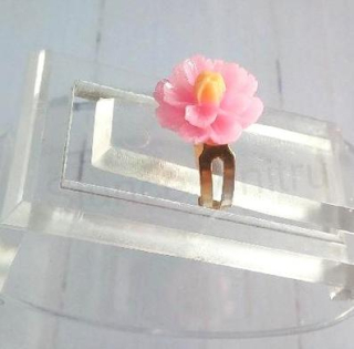 Jemný nastavitelný prstýnek růžová kytička (BP467)