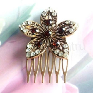 Vintage, retro křišťálový hřebínek do vlasů s rukojetí kytička (H599)