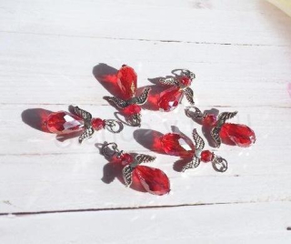 Andílek pro štěstí, talisman AB Swarovski elements červený (H627)