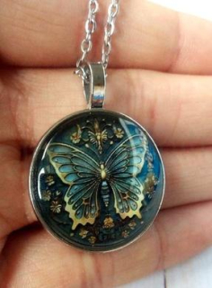 Řetízkový náhrdelník s přívěškem motýl (BD899)