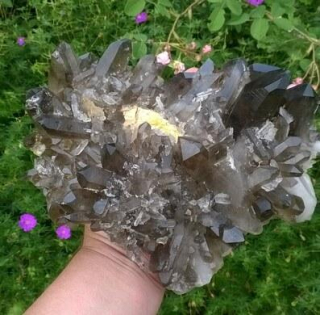 Velká Záhněda s kalcitem srostlice 2890 g (Brazílie) (X1910)