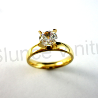 Prsten z chirurgické oceli se zirkonem (BP112)