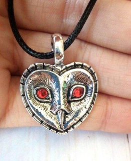 Náhrdelník s přívěškem sova s kamínky (BD910)