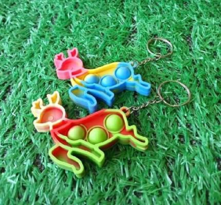 Klíčenka, přívěšek na klíče Fidget s Pop it Toys Jelen (D1104)