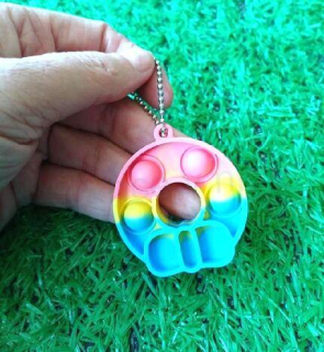Klíčenka, přívěšek na klíče Fidget s Pop it Toys podkova modrá (D1111)
