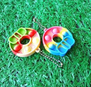 Klíčenka, přívěšek na klíče Fidget s Pop it Toys podkova (D1111)