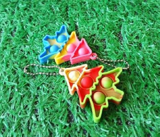 Klíčenka, přívěšek na klíče Fidget s Pop it Toys stromeček (D1112)