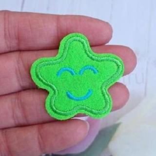 Nášivka, nažehlovačka hvězda zelená světlá 4,4 cm (C743)