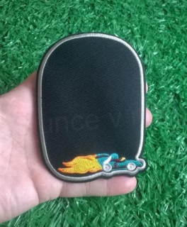 Nášivka vojenská závodní okruh 8,3 x 11,3 cm (C766)