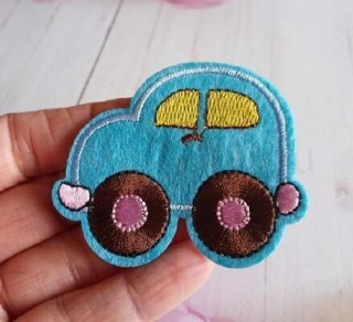 Nášivka auto, autíčko světle modré 6,6 x 5,5 cm (C798)