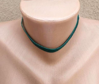Náhrdelník choker sametový krátký zelený (BD924)