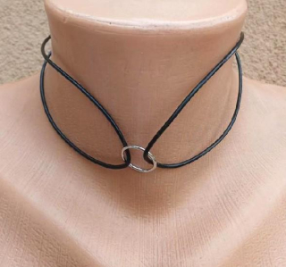 Náhrdelník choker s kroužkem | hovězí kůže (BD943)