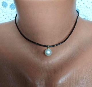 Náhrdelník choker kůže - s kuličkou (BD980)