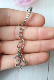 Klíčenka, přívěsek na klíče kostlivec (H700)