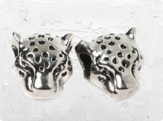 Slitinový korálek leopard - mezidíl 11,5 x 12 x 9 mm stříbrný (AA381)