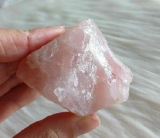 Růženin surový 144 g (Madagaskar) (X2156)