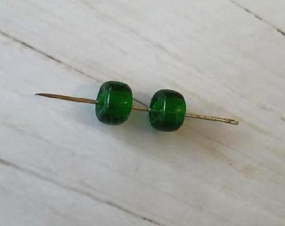 Skleněné korálky s velkým průvlekem 8,6 x 5,2 mm (AC683)