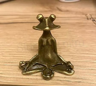 Žabí meditující miniaturní figurka na vonnou tyčinku, kadidlo (H715)