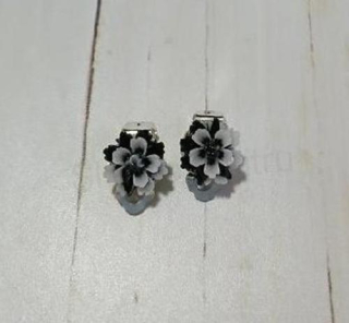 Kytičkové náušnice klipsny (BB916)