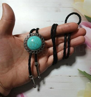 Bolo kravata s ozdobným vzorem a tyrkysovým kamenem (BD1016)