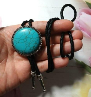 Bolo kravata s ozdobnou přezkou a tyrkysovým kamenem (BD1024)