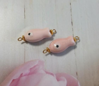 Přívěšek porcelánová ryba, rybka 30 x 10 mm růžová (AA442)